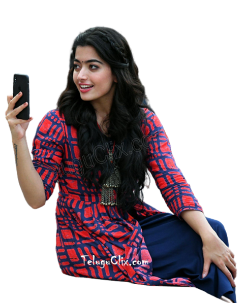 Rashmika Mandanna Taking Selfie Free Download